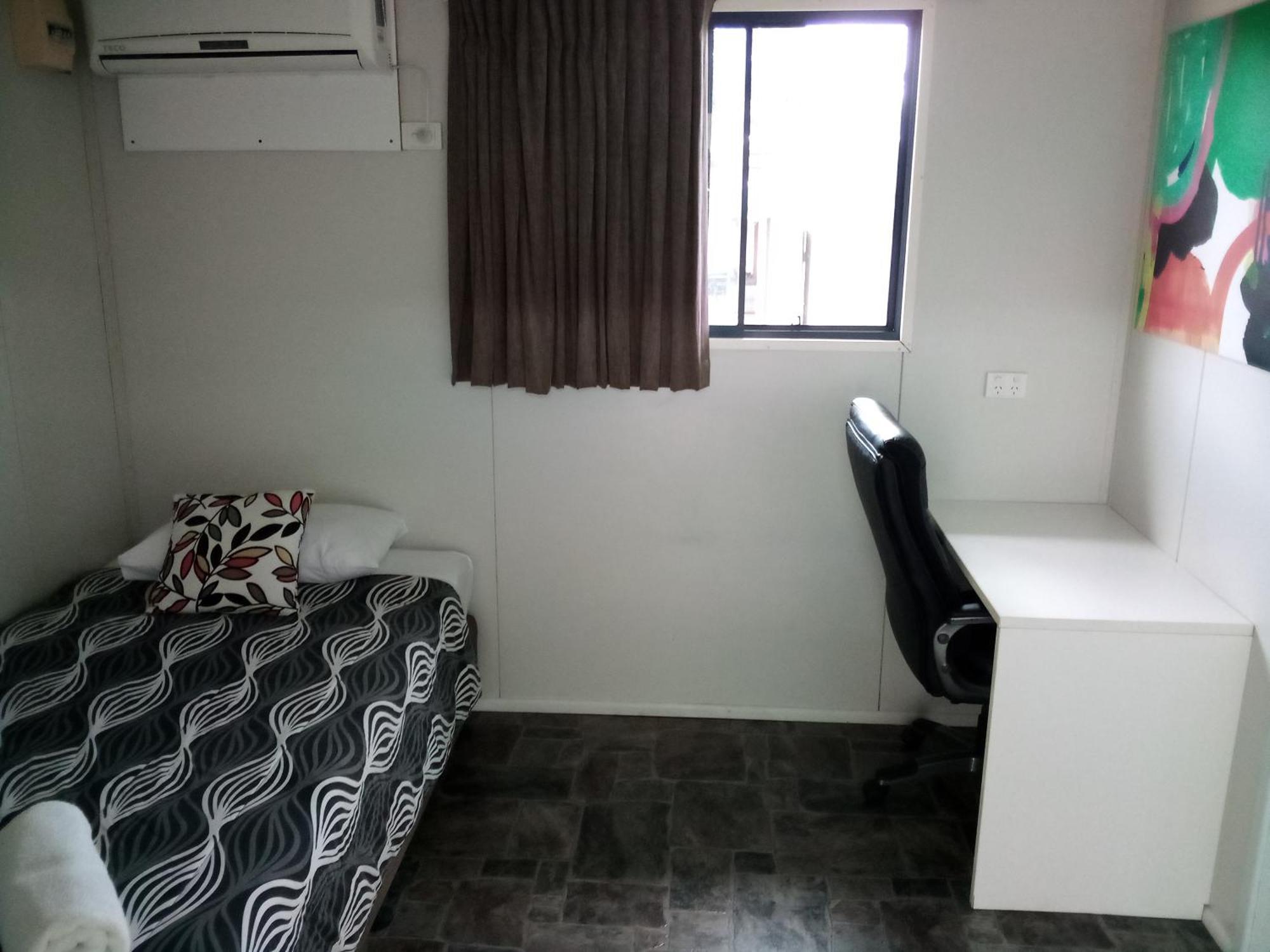 Bushchooks Travellers Village Bororen الغرفة الصورة